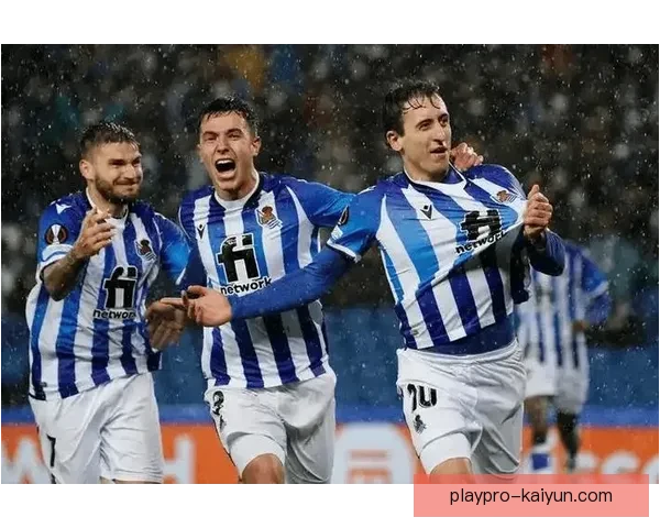 西甲国王杯黑马球队表现稳健，晋级形势备受关注